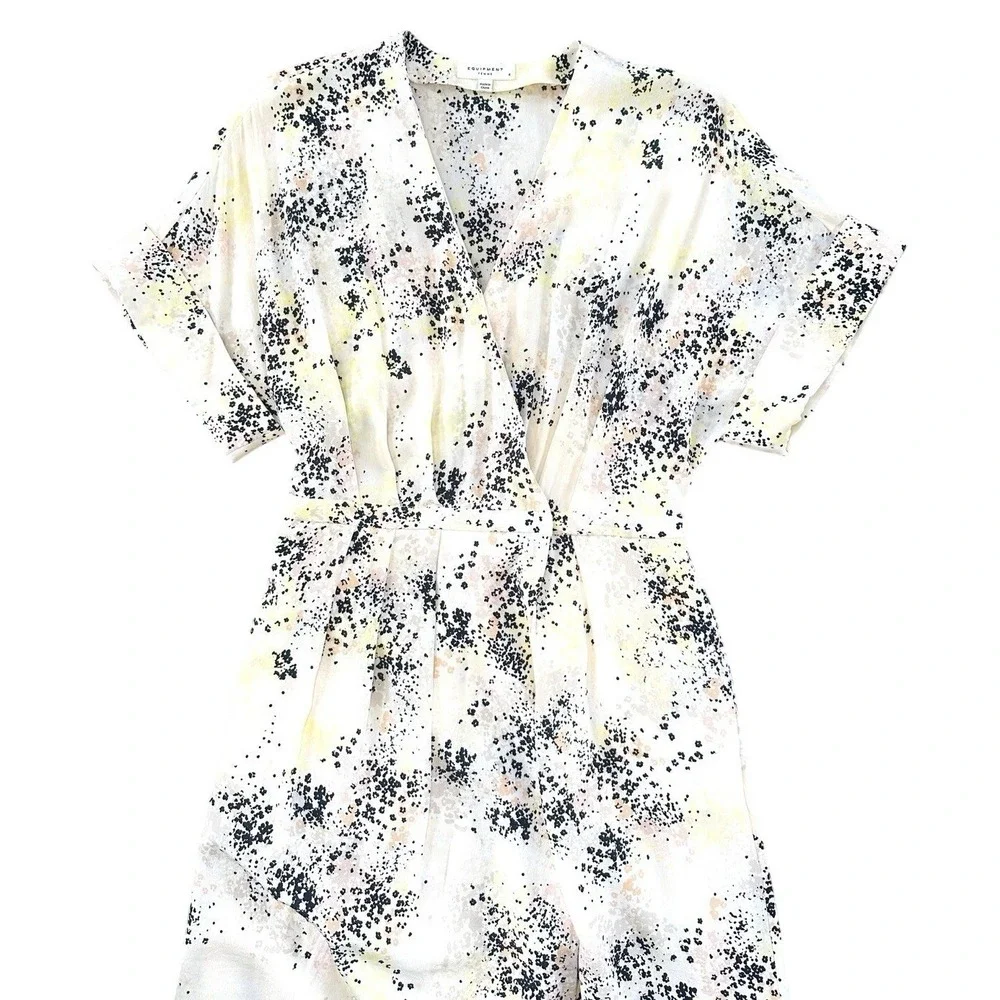 Equipment Tavine 100% Silk Wrap Dress Pockets Kimono Sleeve Abstract Floral Sz 4